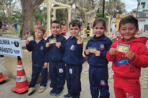 Guarda Municipal de São José do Norte leva educação de trânsito para crianças no RECREARTE SESC em parceria com a SMEC e SMTT.