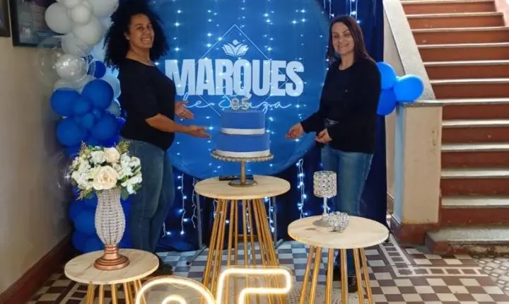 HOMENAGEM: E.E.E.F MARQUES DE SOUZA COMPLETA 85 ANOS
